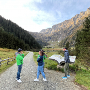 Mitarbeiter aus dem Rohkunborri-Nationalpark am Hintersee_1_c_Heimdal